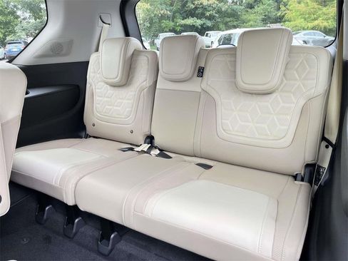 New 2026 Nissan Armada Platinum w/ Convenience Package image 23