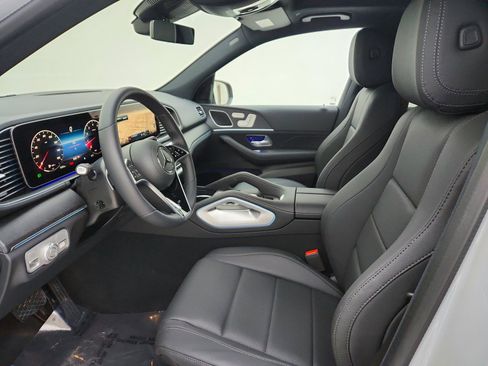 Certified 2025 Mercedes-Benz GLE 350 4MATIC image 9