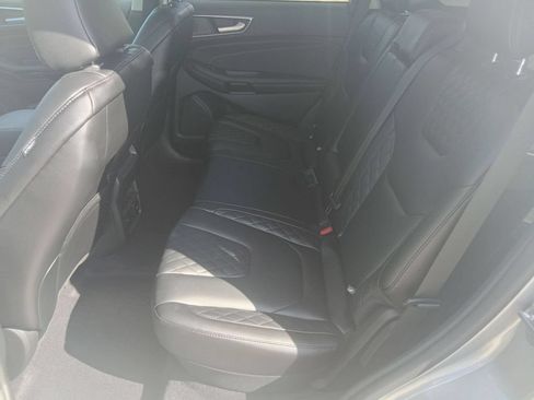 Used 2023 Ford Edge Titanium AWD/4WD image 32