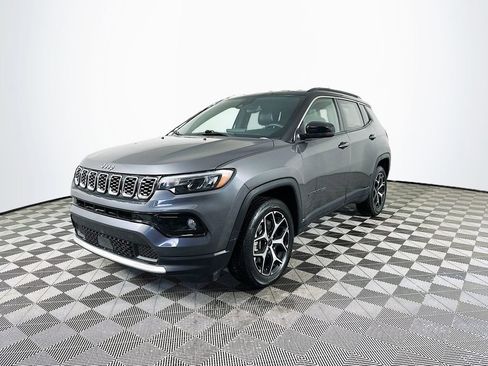 Certified 2024 Jeep Compass Limited image 5
