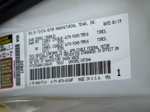 Used 2019 Toyota Tacoma SR5 image 33