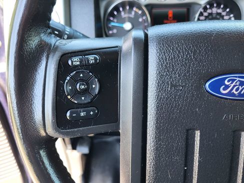 Used 2016 Ford F250 Lariat w/ Lariat Interior Package AWD/4WD image 32