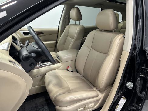 Used 2019 Nissan Pathfinder Platinum AWD/4WD image 12