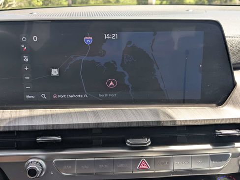 Used 2024 Kia Telluride EX FWD image 25