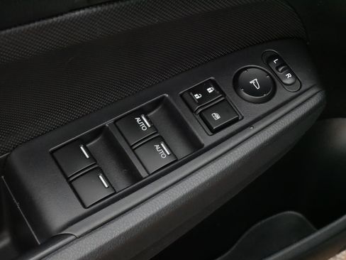 Used 2011 Honda Accord SE image 19