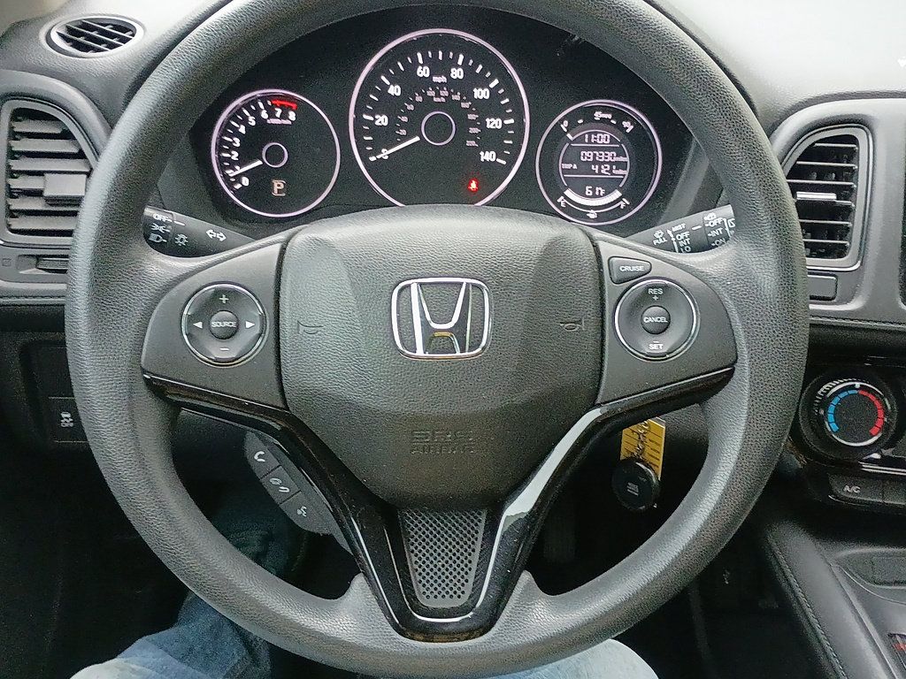 Used 2016 Honda HR-V LX image 20