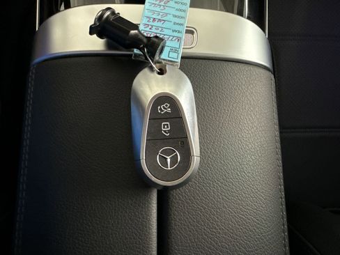 Certified 2026 Mercedes-Benz GLC 300 image 33