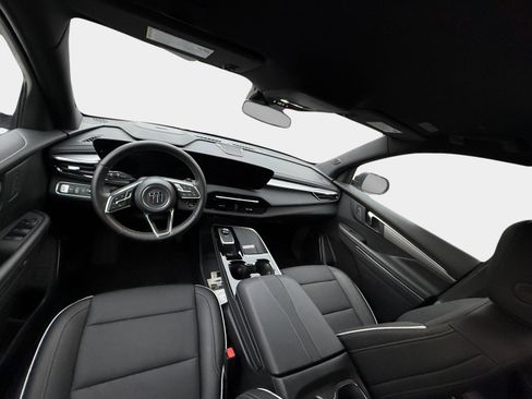 Used 2025 Buick Enclave Preferred image 10