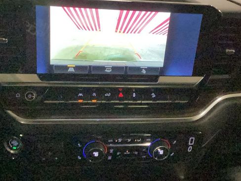 New 2025 Chevrolet Silverado 1500 LT image 13