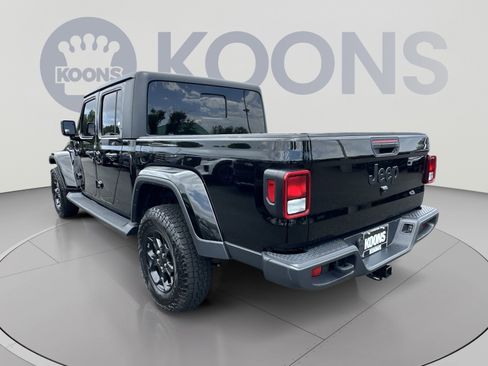 Used 2023 Jeep Gladiator Overland AWD/4WD image 8