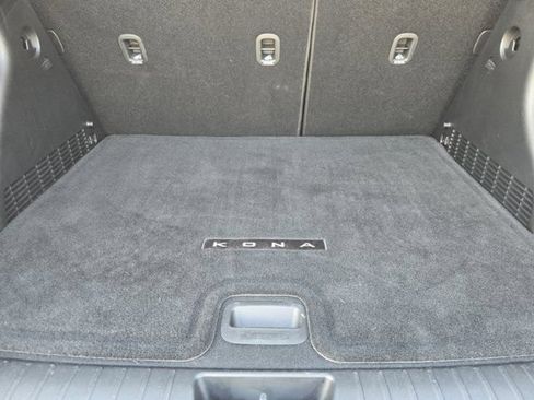 Certified 2025 Hyundai Kona Limited AWD/4WD image 31