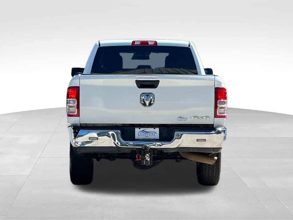 Used 2022 RAM 2500 Tradesman w/ Chrome Appearance Group AWD/4WD image 11
