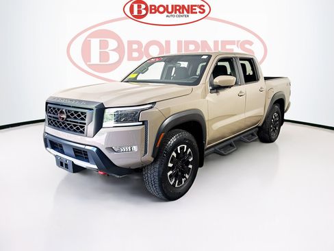 Used 2024 Nissan Frontier PRO-4X w/ Pro Convenience Package AWD/4WD image 6