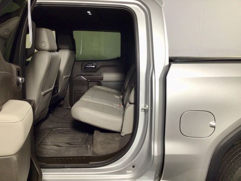 Used 2019 GMC Sierra 1500 SLT w/ SLT Premium Package image 28