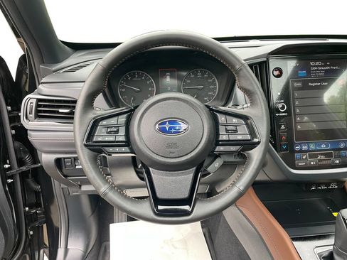 Used 2025 Subaru Forester Touring AWD/4WD image 21