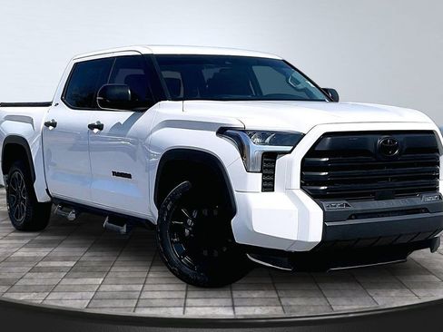 Used 2023 Toyota Tundra SR5 w/ SR5 Convenience Package RWD image 12