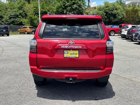 Used 2021 Toyota 4Runner SR5 AWD/4WD image 25