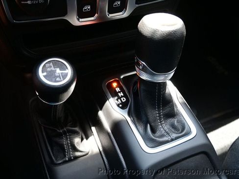 Used 2024 Jeep Wrangler Sport AWD/4WD image 28