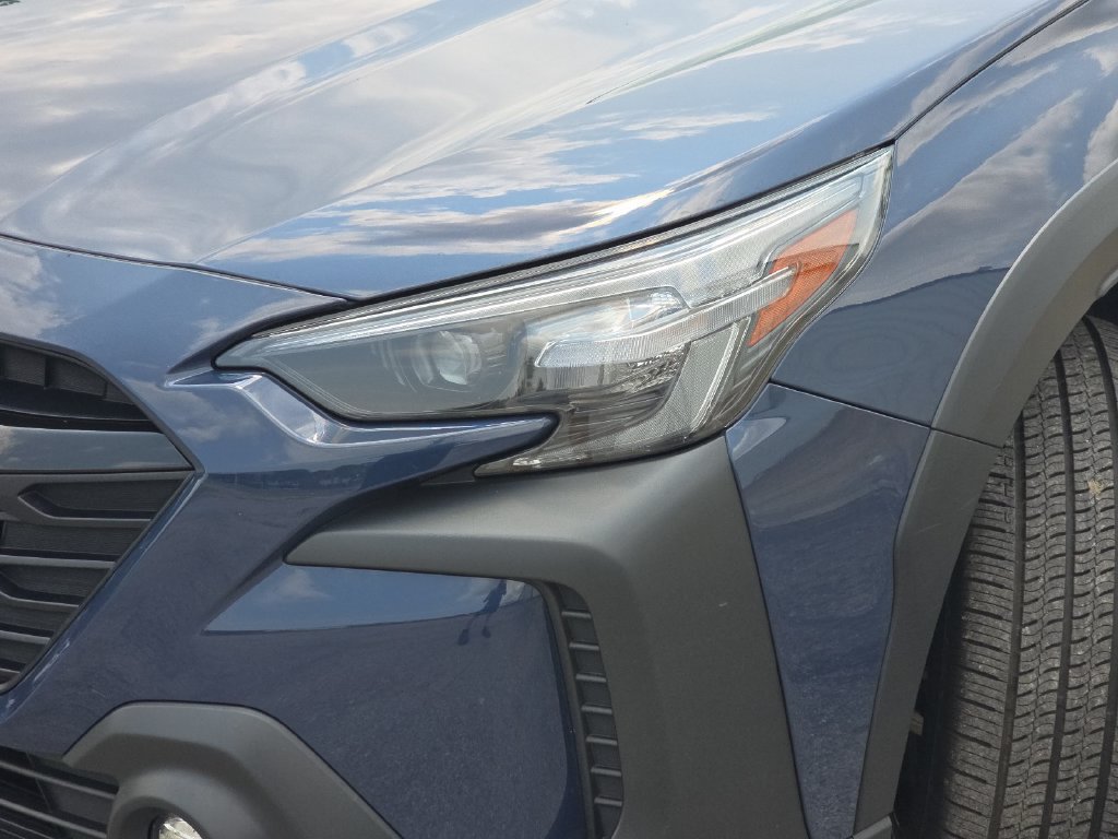 Used 2025 Subaru Outback Onyx Edition AWD/4WD image 28