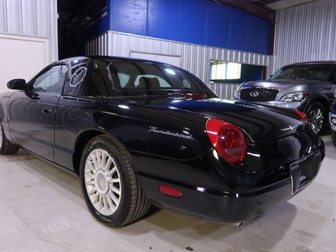 Used 2004 Ford Thunderbird Deluxe image 3