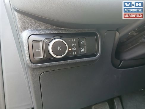 New 2026 Ford Explorer Active w/ Active Comfort Package AWD/4WD image 12
