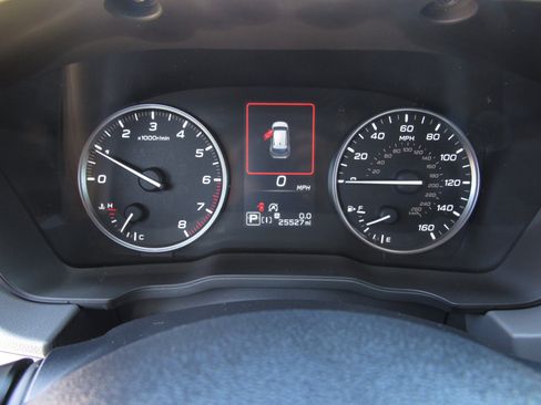 Used 2025 Subaru Crosstrek 2.0i Premium AWD/4WD image 27
