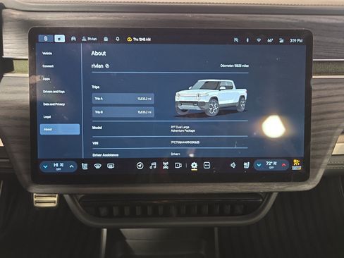 Used 2024 Rivian R1T Adventure AWD/4WD image 27
