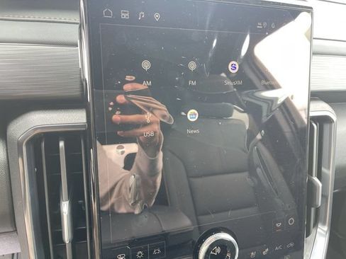 New 2026 GMC Acadia AT4 w/ Luxury Package AWD/4WD image 16