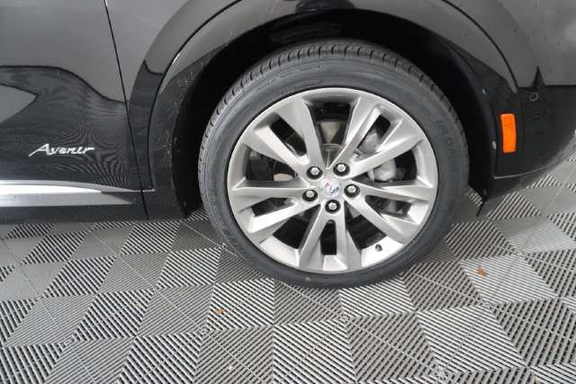 Used 2022 Buick Envision Avenir w/ Technology Package II AWD/4WD image 15