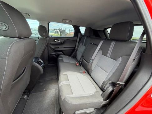 Used 2025 Chevrolet Blazer LT AWD/4WD image 18