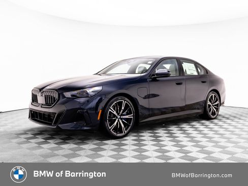 New 2027 BMW 550e xDrive w/ Executive Package AWD/4WD image 1