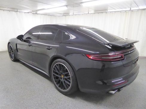 Used 2018 Porsche Panamera 4 AWD/4WD image 5