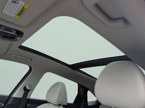 Used 2022 Hyundai Tucson Limited image 28