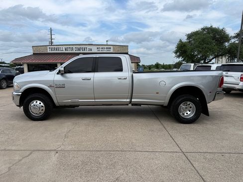 Used 2016 RAM 3500 Laramie Longhorn AWD/4WD image 4