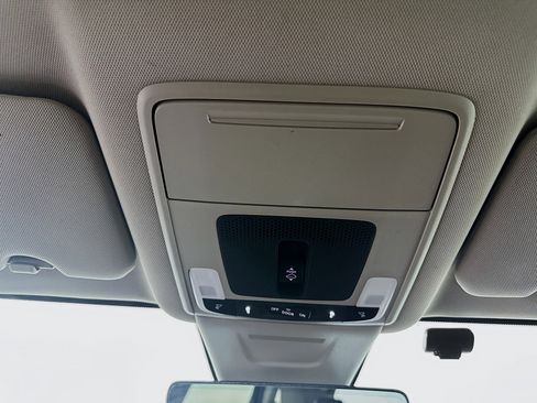 Used 2025 Honda CR-V EX-L image 18