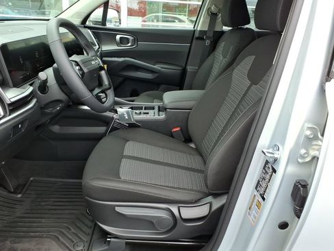 New 2026 Kia Sorento LX FWD image 13