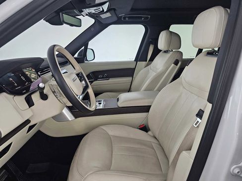 Used 2023 Land Rover Range Rover SE image 20