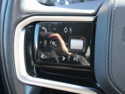 Used 2021 Land Rover Range Rover Evoque S image 17