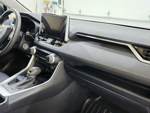 Used 2025 Toyota RAV4 LE FWD image 22