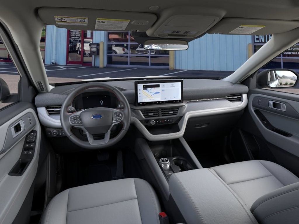 Used 2026 Ford Explorer Active w/ Active Comfort Package AWD/4WD image 9