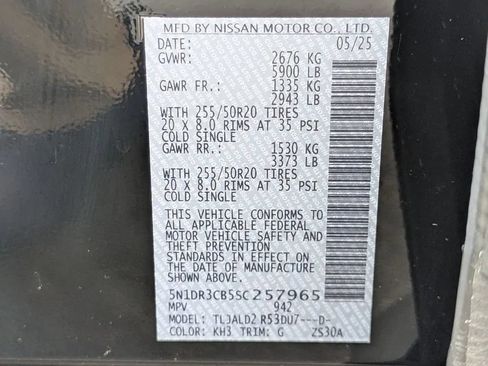Certified 2025 Nissan Pathfinder SL w/ SL Premium Package FWD image 30