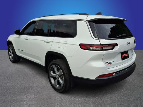 Used 2022 Jeep Grand Cherokee L Limited w/ MOPAR Finishing Package AWD/4WD image 6