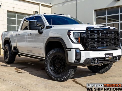 Used 2024 GMC Sierra 2500 Denali Ultimate image 1