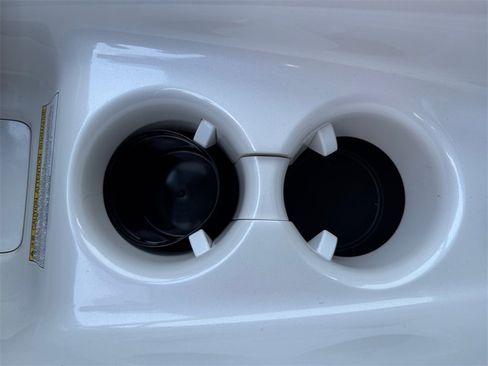 Used 2016 Toyota Prius Three image 25