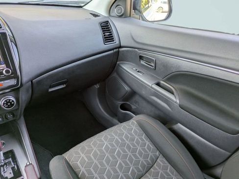 Used 2024 Mitsubishi Outlander Sport LE image 18