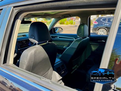 Used 2021 Volkswagen Atlas SE w/ Panoramic Sunroof Package AWD/4WD image 18