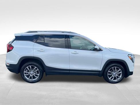 Used 2023 GMC Terrain SLT w/ Infotainment Package II AWD/4WD image 6