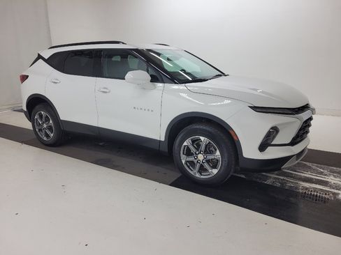 Used 2024 Chevrolet Blazer LT w/ Convenience Package image 11