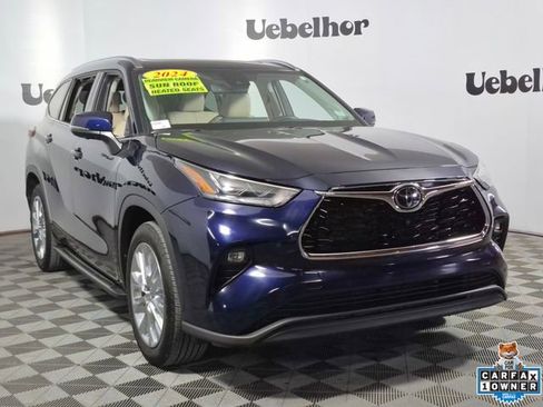 Used 2024 Toyota Highlander Limited image 1