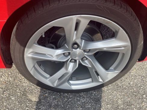 Used 2022 Chevrolet Camaro LT image 6